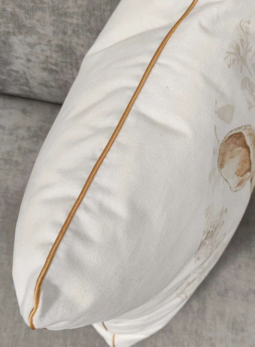 Poduszka  Królik koło 45x45