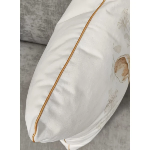 Poduszka Królik koło 45x45